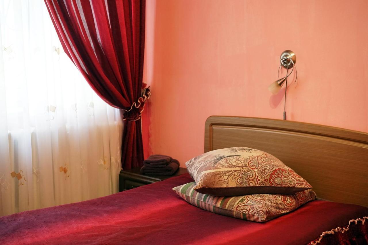Comfort Hotel Chervonograd Экстерьер фото