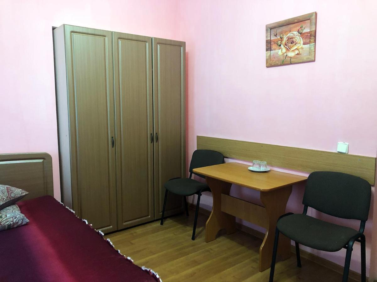 Comfort Hotel Chervonograd Экстерьер фото