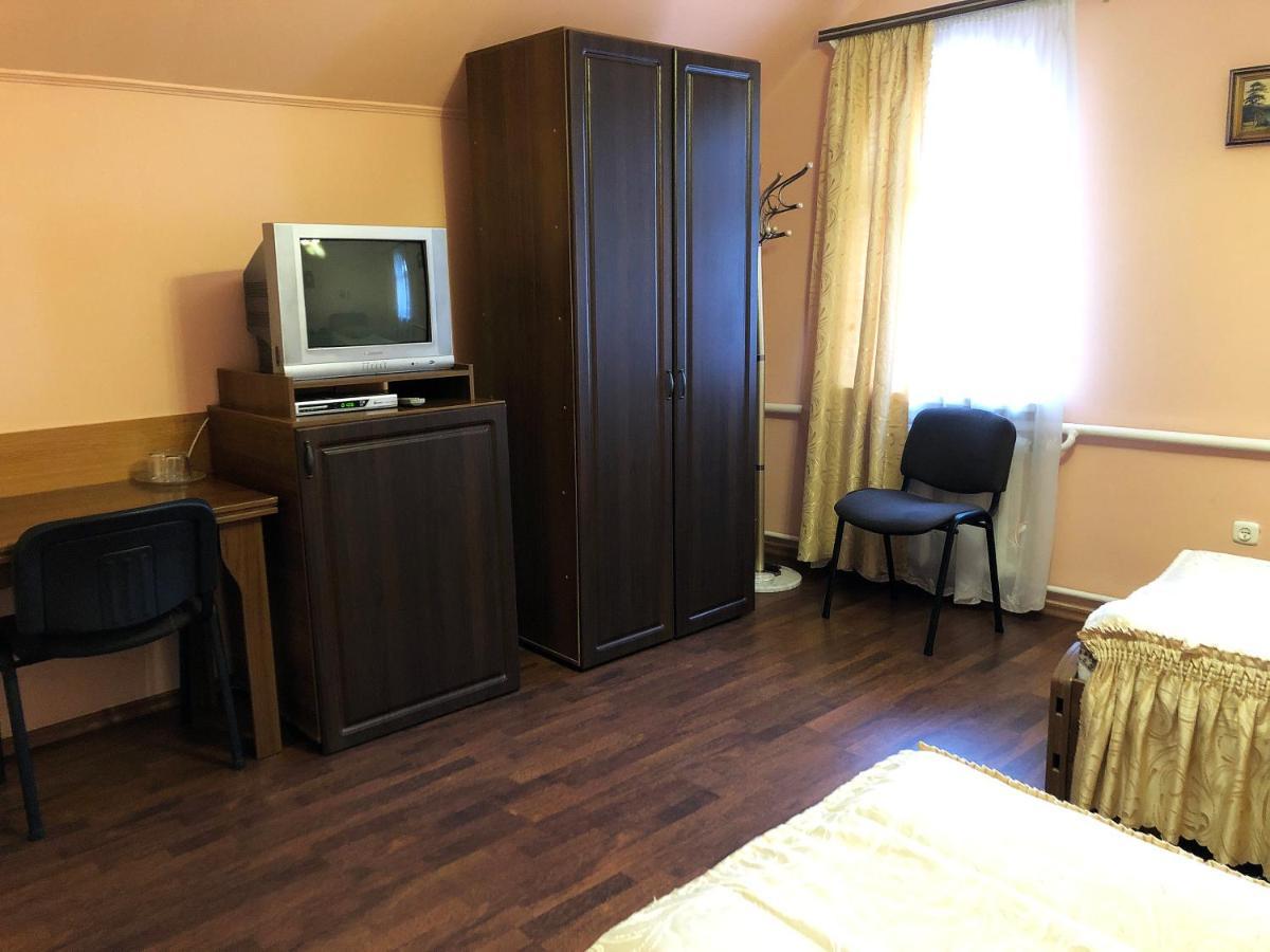 Comfort Hotel Chervonograd Экстерьер фото