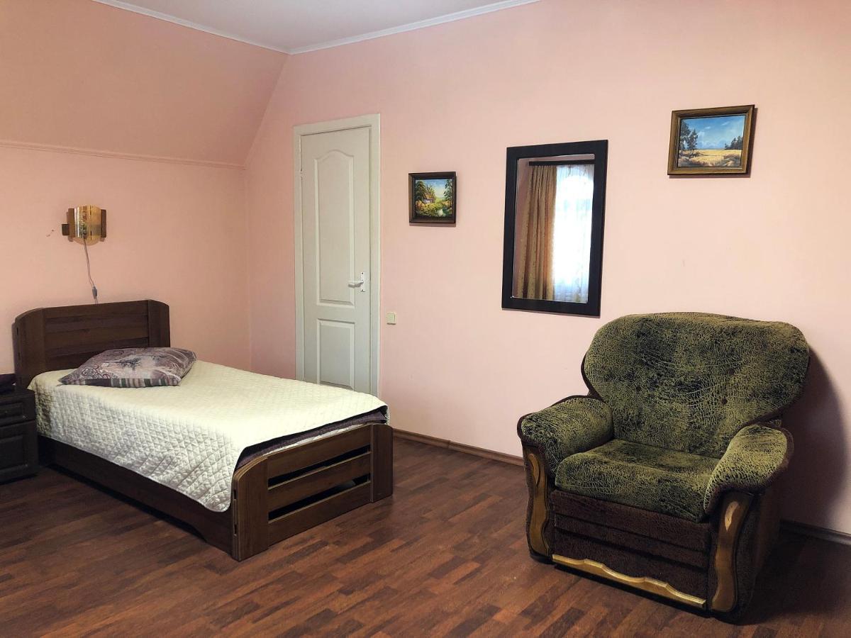Comfort Hotel Chervonograd Экстерьер фото