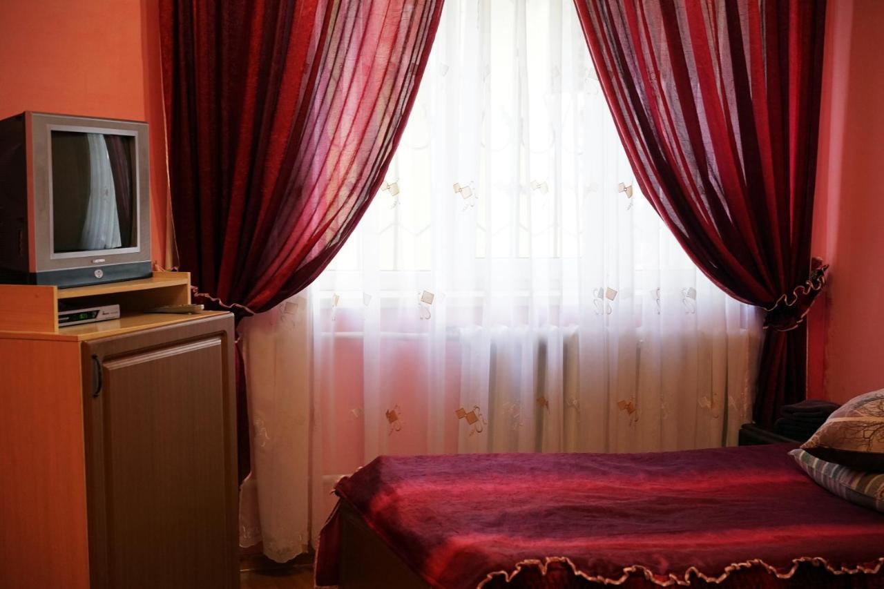 Comfort Hotel Chervonograd Экстерьер фото
