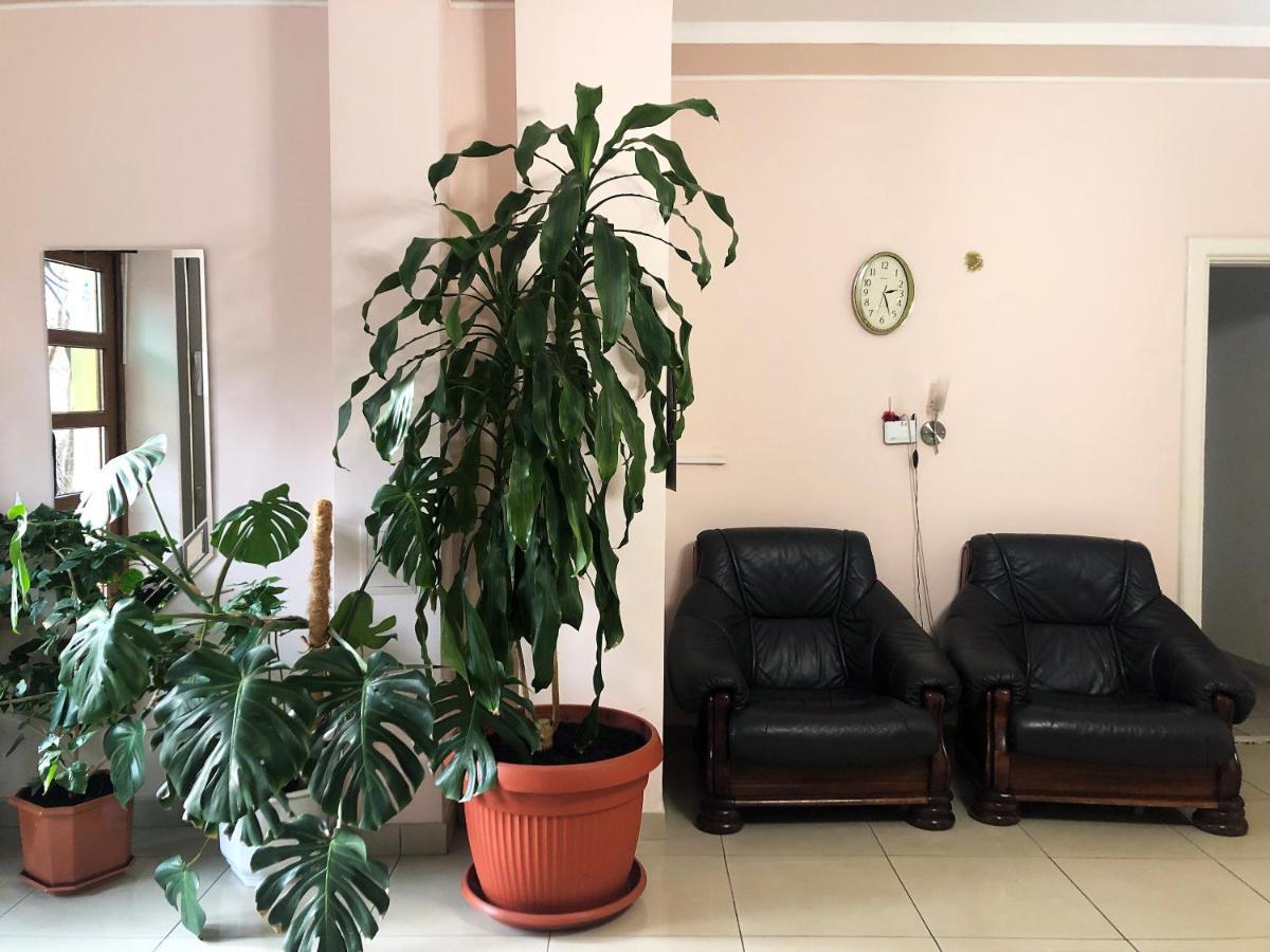 Comfort Hotel Chervonograd Экстерьер фото