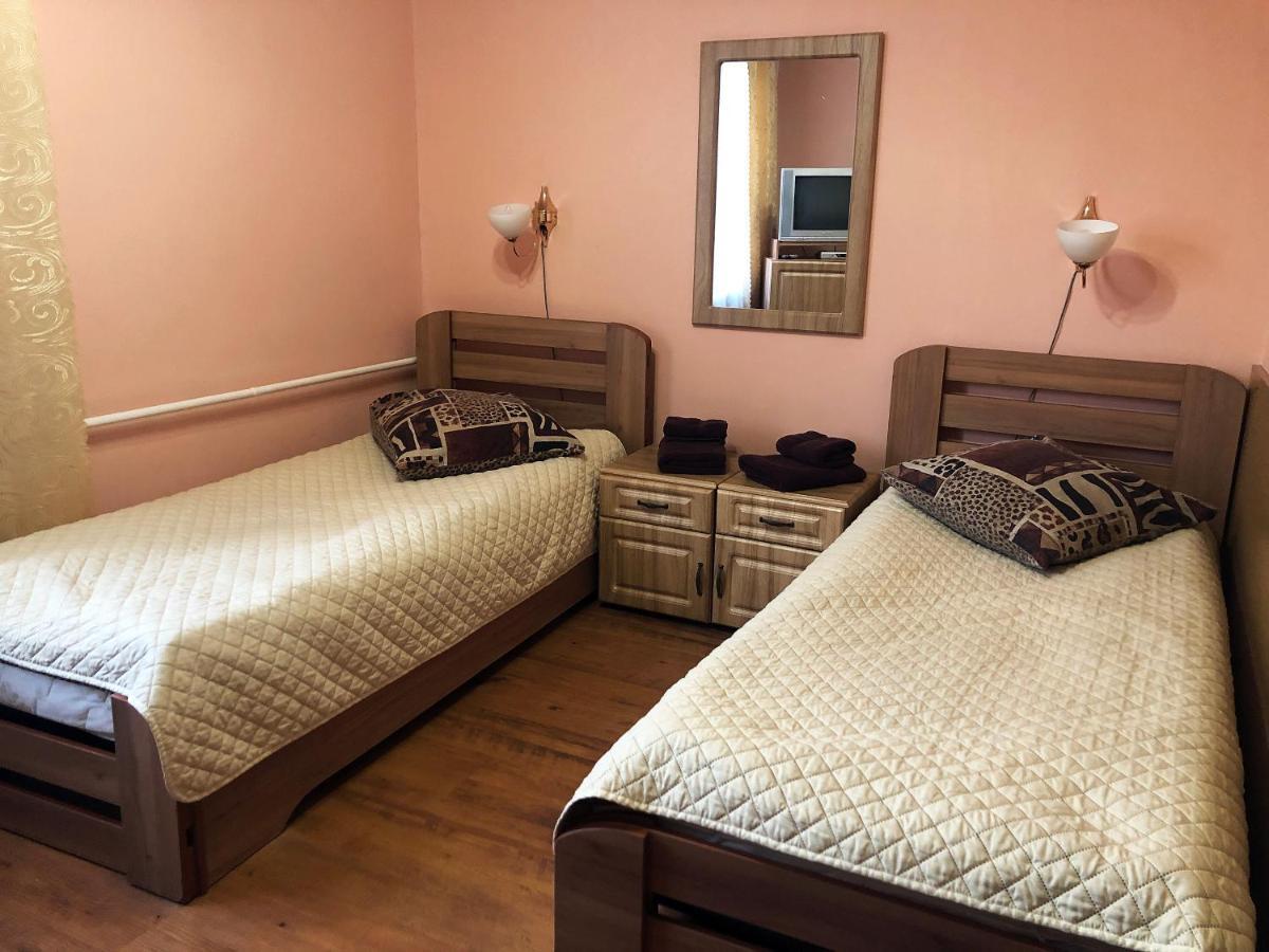 Comfort Hotel Chervonograd Экстерьер фото